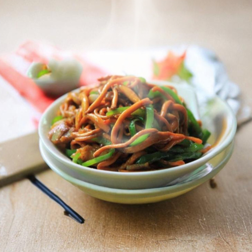 Đông Trùng Hạ Thảo Xào Ớt Chuông – Nghe Lạ Mà Quen!!!