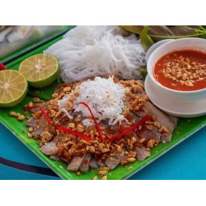Gỏi Cá Trích Hà Tiên – Tinh Hoa Biển Cả Giữa Miền Đất Thơ Mộng