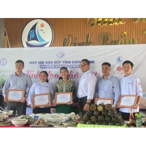 Ban tổ chức