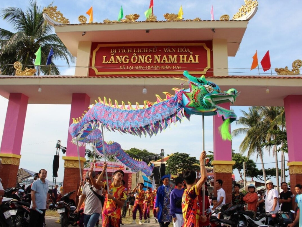 Lễ hội Nghinh Ông – tinh hoa văn hóa biển Tây Nam Bộ